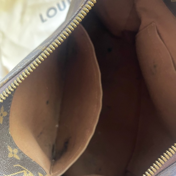 Louis Vuitton Sully MM Purse - Picture 11 of 12